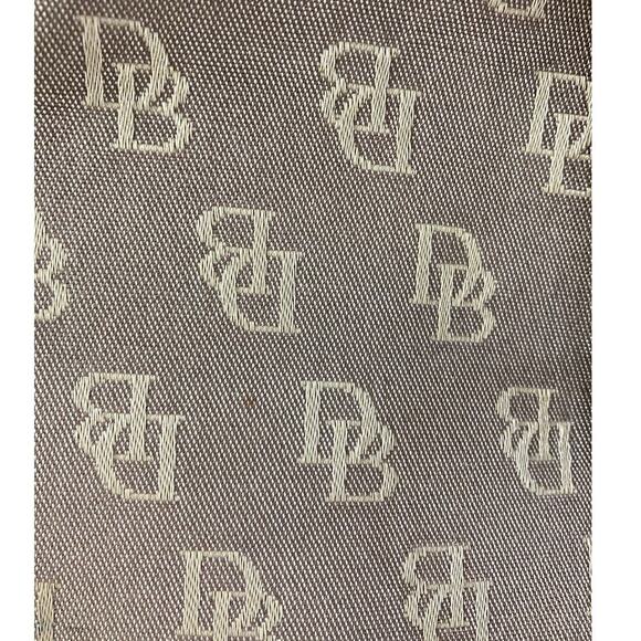 DOONEY & BOURKE LARGE SIGNATURE SHOULDER BAG WITH LATCH (ASIS) - Picture 14 of 16